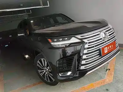 Lexus LX 2025