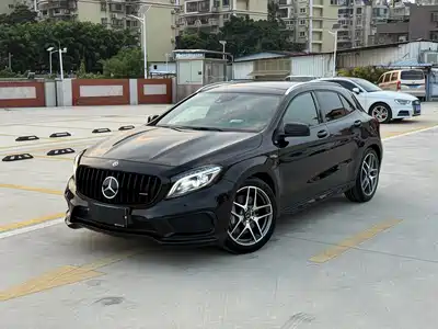 Mercedes-Benz GLA AMG 2015