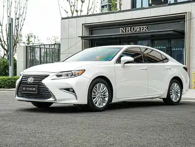 Lexus ES 2018