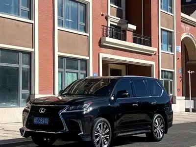 Lexus LX 2015
