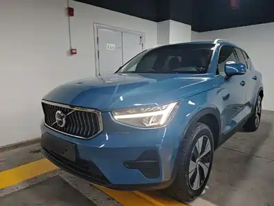 Volvo XC40 2024
