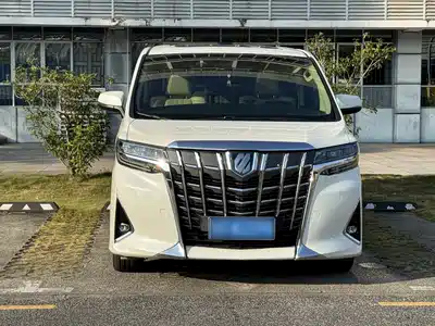 Toyota Alphard 2023