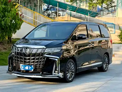 Toyota Alphard 2015
