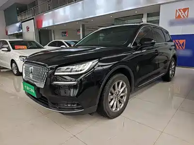 Lincoln Adventurer 2021