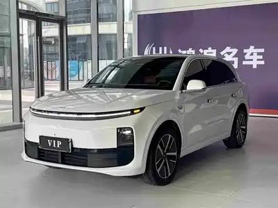 Li Auto L6 2024