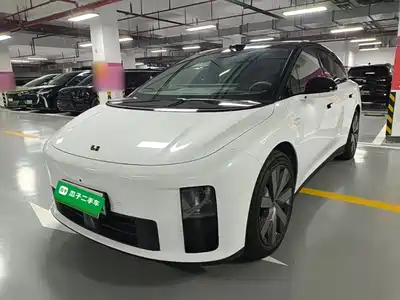 Li Auto i6 2025