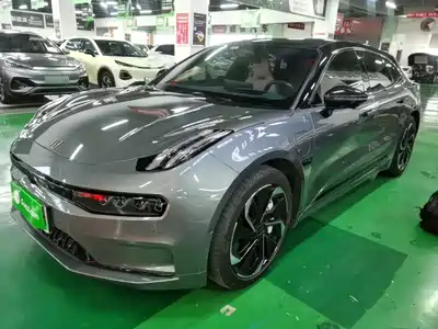 ZEEKR 001 2023