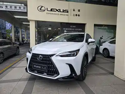 Lexus NX 2026