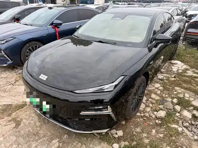 Geely Galaxy Xingyao 8 2025