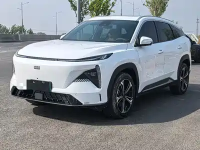 Geely Galaxy L7 2023