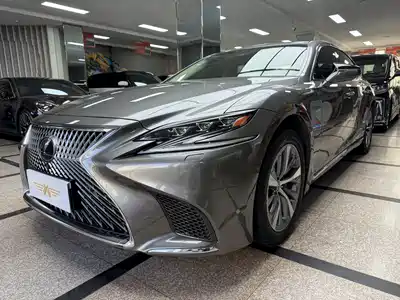 Lexus LS 2018