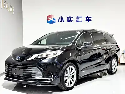 Toyota Sienna 2024