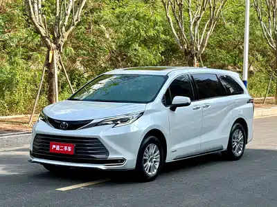 Toyota Sienna 2022