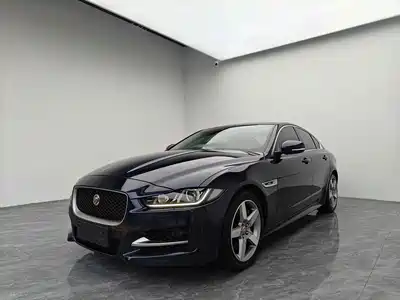 Jaguar XE 2017
