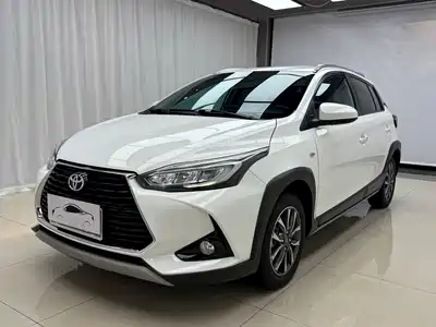 Toyota Yaris L 2023