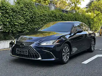 Lexus ES 2022