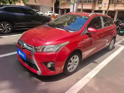 Toyota Yaris L 2014