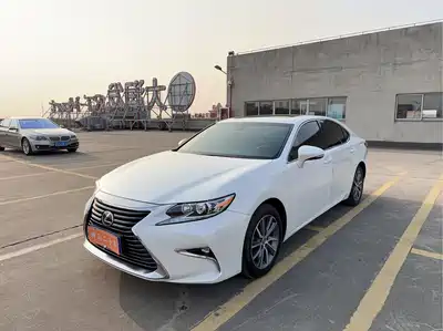 Lexus ES 2018