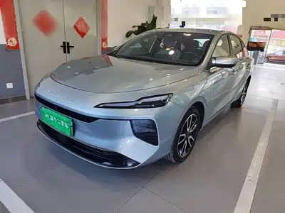 Roewe D6 2025