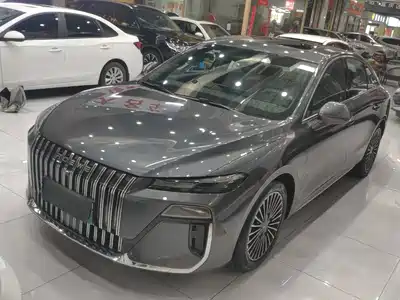 Roewe M7 DMH 2026