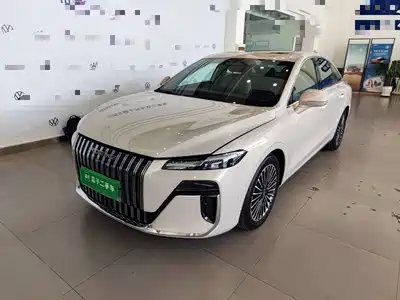 Roewe M7 DMH 2025