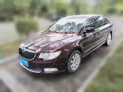 Skoda Superb 2012