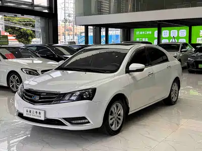 Geely Emgrand 2015