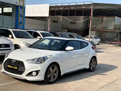 Hyundai Veloster 2013