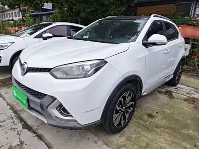 MG Roewe RX5 2015