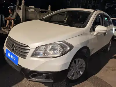 Suzuki SX4 S-Cross 2014