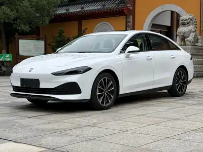 Roewe D7 2024