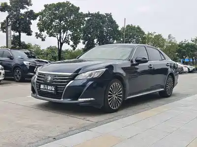 Toyota Crown 2019