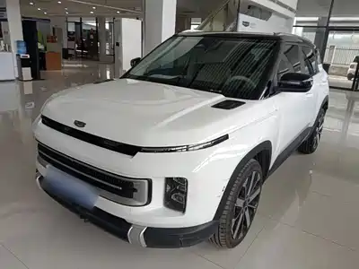 Geely ICON 2024