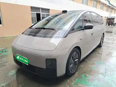 Li Auto MEGA 2024