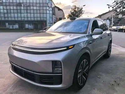 Li Auto L7 2025
