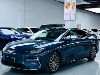 Geely Galaxy Xingyao 8 2025