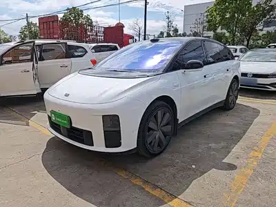 Li Auto i6 2025