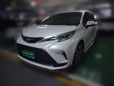 Toyota Granvia 2023