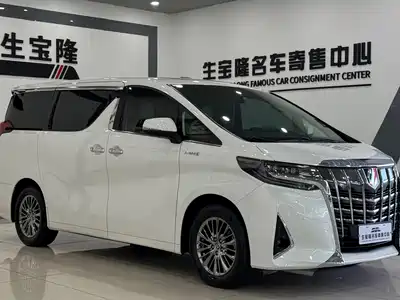 Toyota Alphard 2023