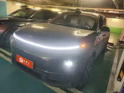 Li Auto L7 2025