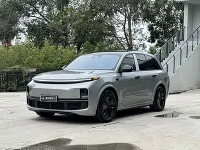 Li Auto L8 2024