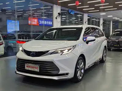 Toyota Sienna 2023
