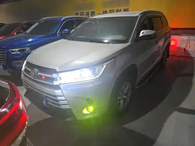 Toyota Highlander 2021