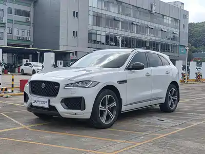 Jaguar F-PACE 2020
