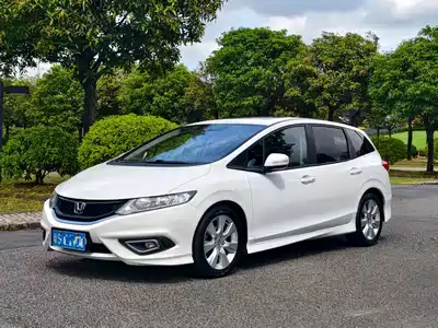 Honda Jade 2015