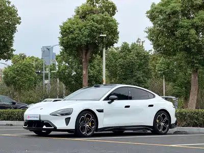 Xiaomi Auto SU7 2024