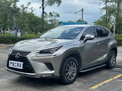 Lexus NX 2021