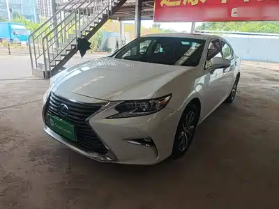 Lexus ES 2015