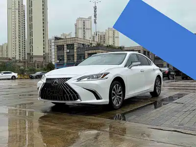 Lexus ES 2022