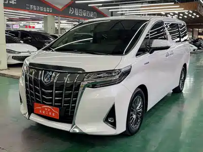 Toyota Alphard 2020